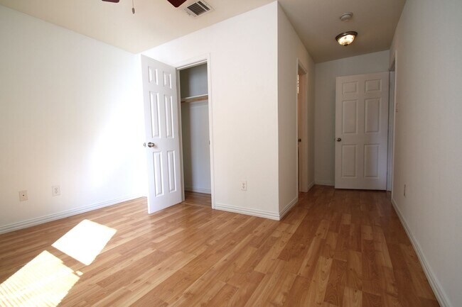 Building Photo - 3124-3126 Cherry Ln