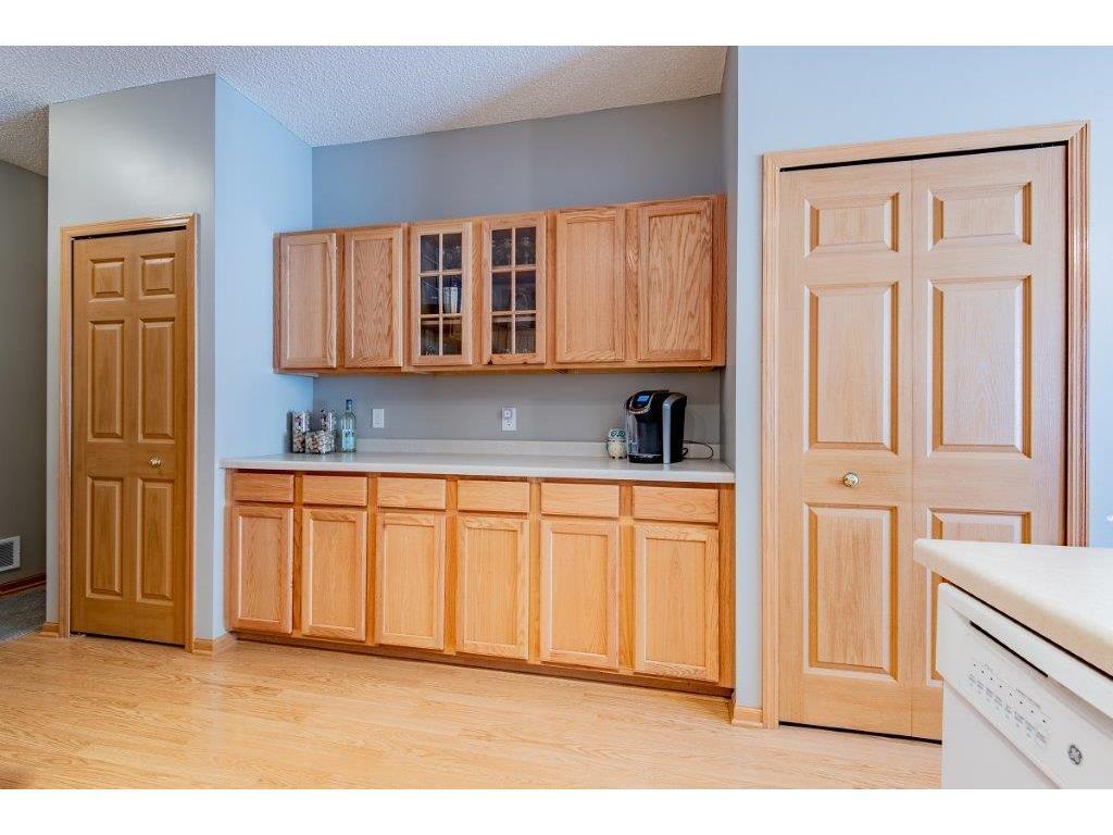 Building Photo - 7634 Lachman Ave NE