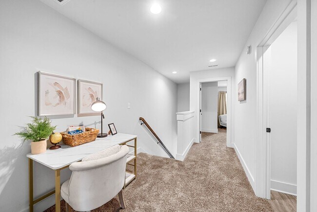 Building Photo - Large 3 Bedroom 3 1/2 Bath Condo For Rent ...