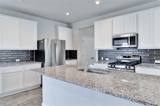 Building Photo - 1105 Burin Dr