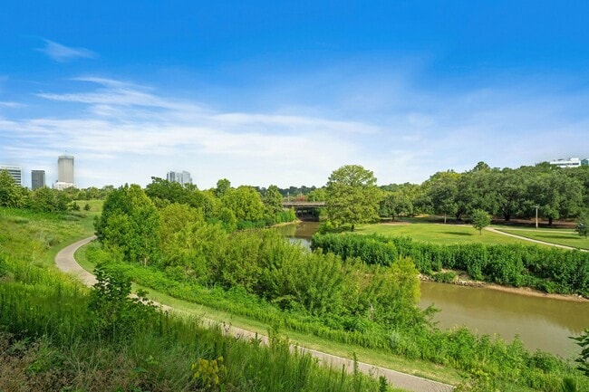 Building Photo - 1818 Decatur St