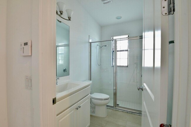 Building Photo - 12925 Alton Rd