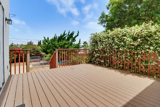 Building Photo - Beautifully Maintained Home in La Mesa — 3 Bed / 2 Bath | 1,600 Sq Ft