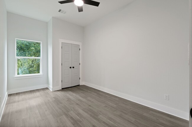 Building Photo - 8114 Double