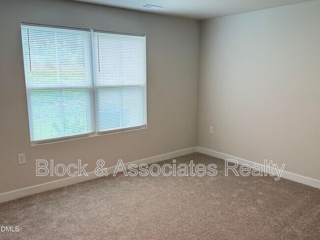 Building Photo - 1337 Rollman Farm Rd