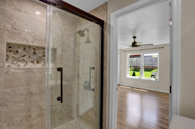 Building Photo - Charming Home with Modern Upgrades and Out...