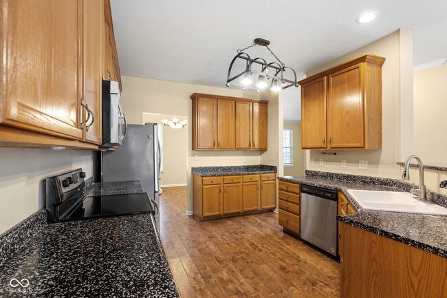 Building Photo - 1361 Midway Ct