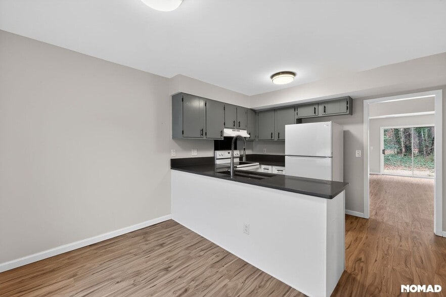 Building Photo - 1304 Seaton Rd