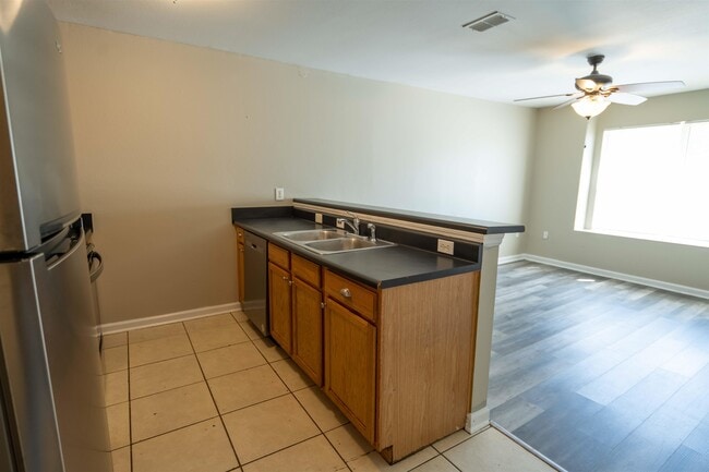 Building Photo - 2774 Hartsfield Rd