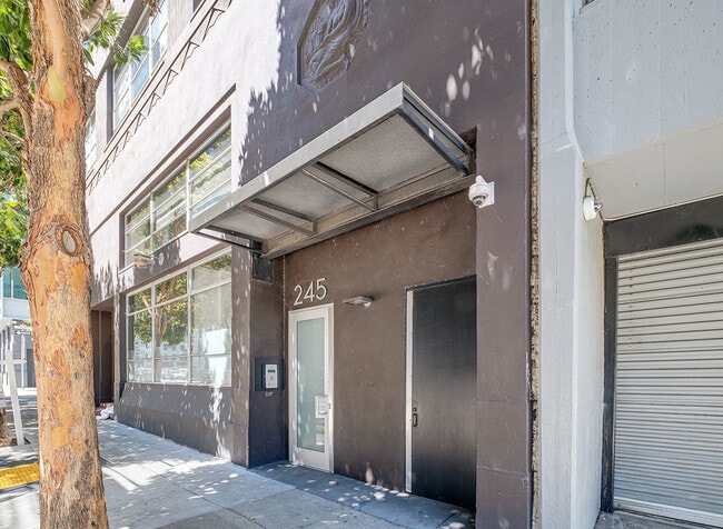 Building Photo - 385 Tehama St