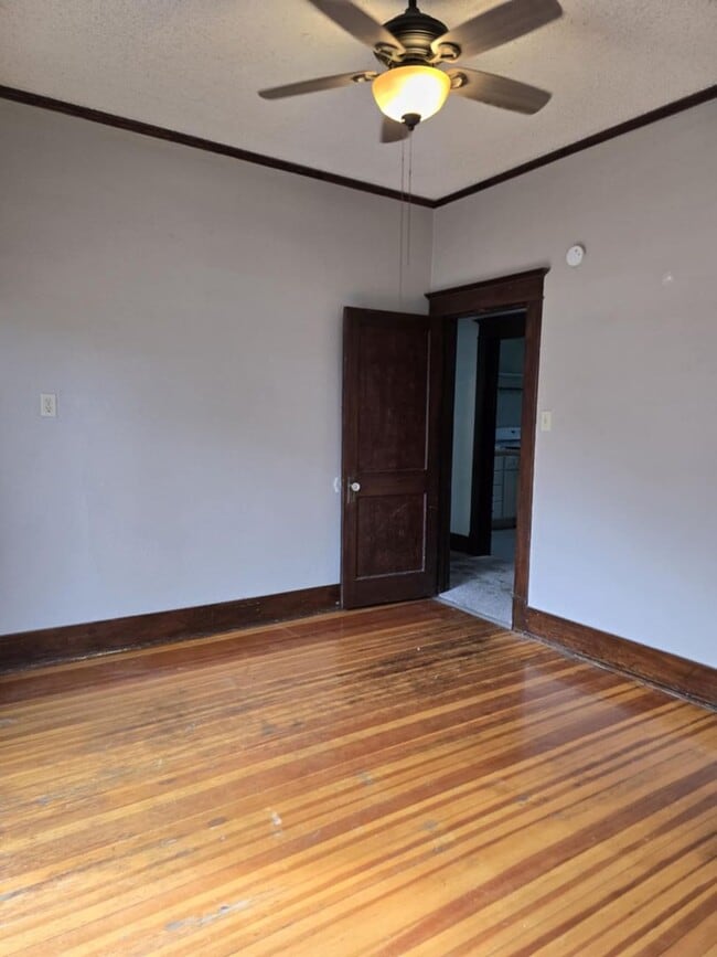 Building Photo - 555 CY Ave