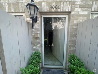 Building Photo - 3060 Holly Hall St