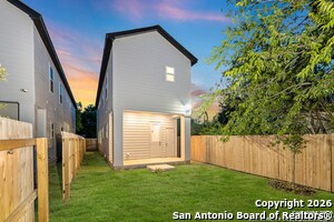 Building Photo - 507 Linden Ave