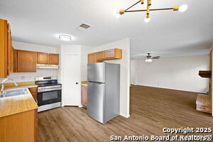 Building Photo - 7554 Oriental Trail
