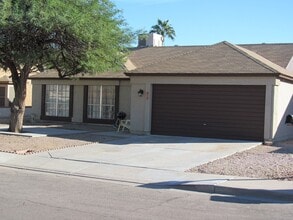 Building Photo - Open Hse  6-20-26.  12-1pm.  LARGE REMODELED 4BR 2BA HOUSE WITH GARAGE, GRANITE COUNTERS, BUILT-I...