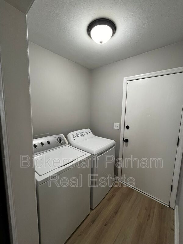 Building Photo - 3836 Arrel Dr