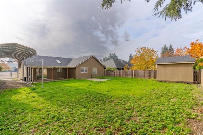 Building Photo - 3133 19th Ave SE