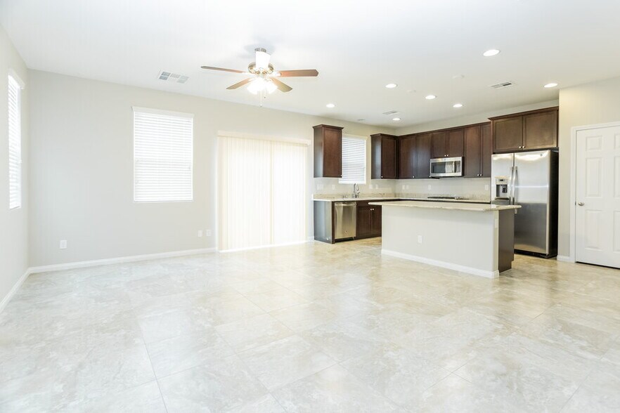 Building Photo - 5661 Primrose Peak Ct