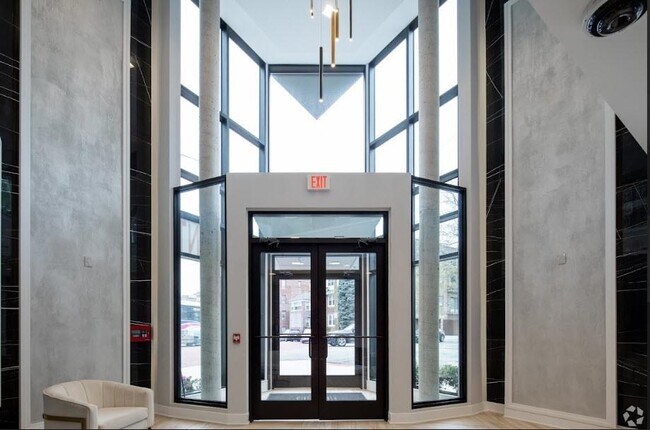 Building Photo - 6025 JFK Blvd E