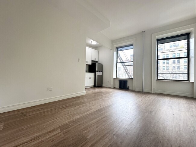Building Photo - 235 W 103rd St