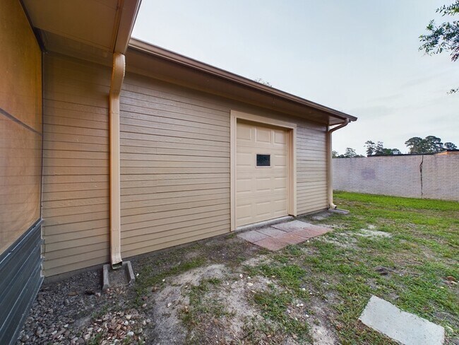 Building Photo - 11614 Taos Ln
