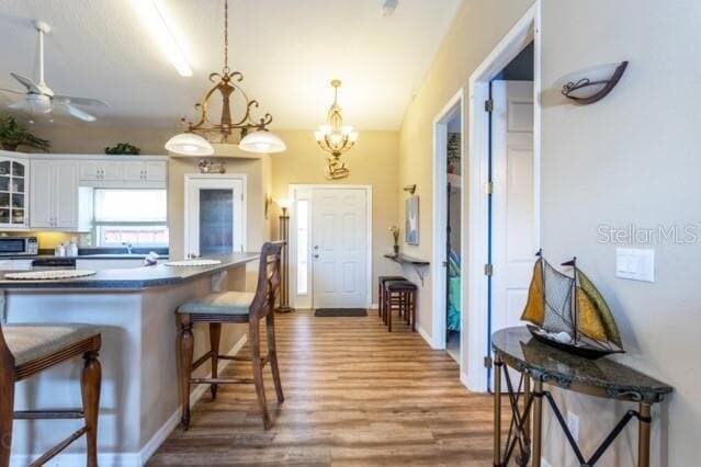 Building Photo - 497 Grandview Ave