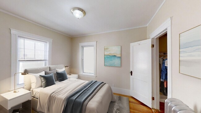 Building Photo - 303 Tappan St