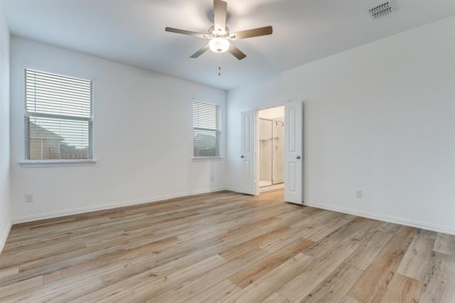 Building Photo - 7936 Lindheimer Ln