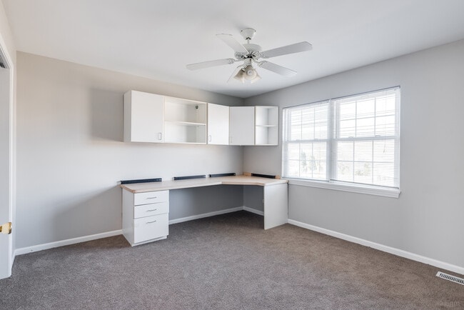 Building Photo - 954 Campbell Dr