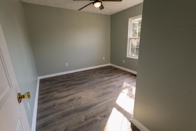 Building Photo - 8246 Maineville Rd