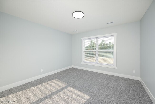 Building Photo - 5363 Mallard Cir