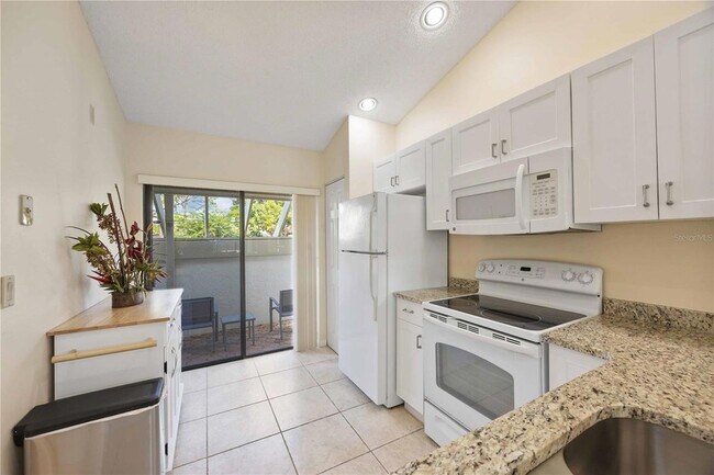 Building Photo - 5370 Myrtle Wood