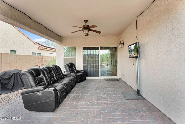 Building Photo - 6550 W Desert Blossom Way