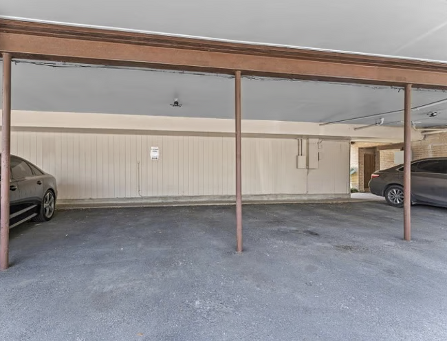 Building Photo - 3401 Timmons Ln