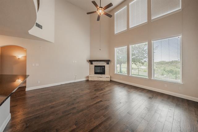 Building Photo - 15505 Bluffdale Dr