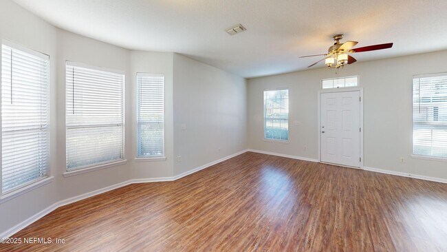 Building Photo - 448 Sherwood Oaks Dr