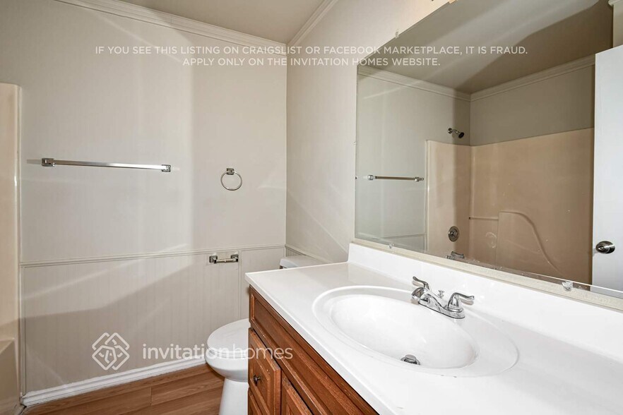 Building Photo - 604 Cammarano Ct SW