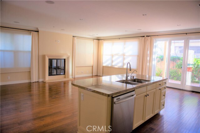 Building Photo - 56 Twin Gables