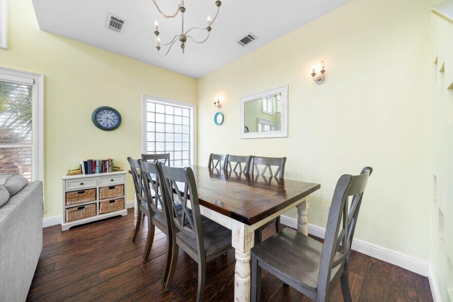 Building Photo - 23270 Perdido Beach Blvd