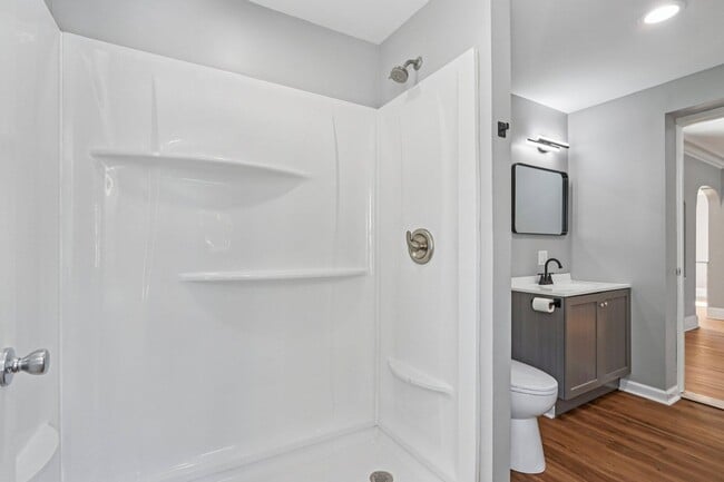 Building Photo - 5315 73rd St