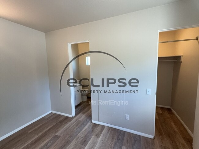 Building Photo - 450 Chipeta Ave