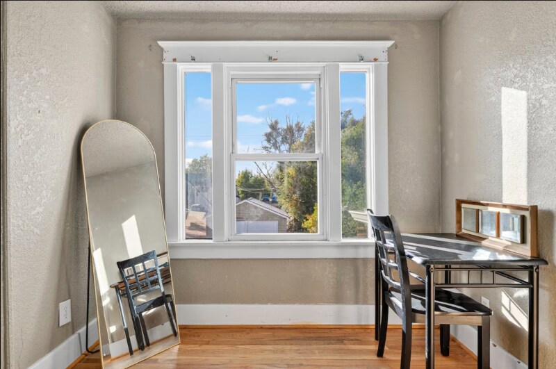 Building Photo - 1821 6th Ave