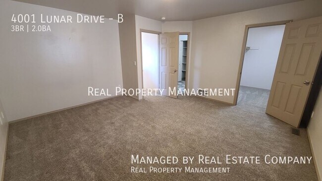 Building Photo - 4001 Lunar Dr