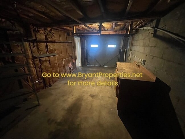 Building Photo - Nashville - Woodbine Area - 3 Bedrooms- I ...