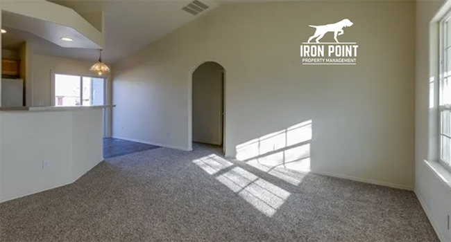 Building Photo - 4bed/2.5 Bath in Kuna w/fenced yard, vault...
