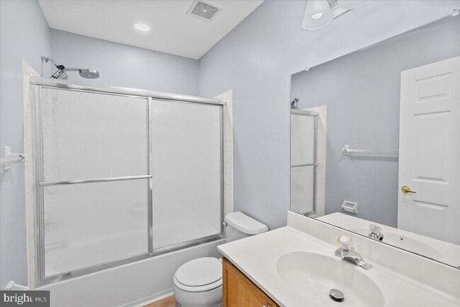 Building Photo - 14 Hearthstone Ln