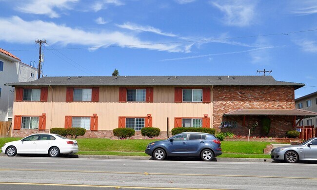 Building Photo - 20606 Anza Ave