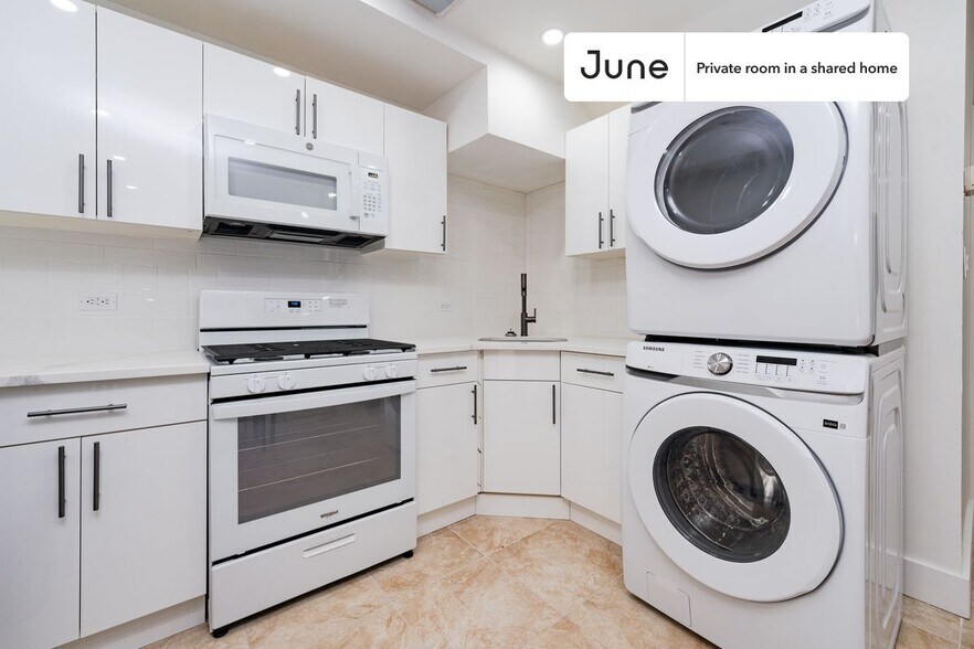 Building Photo - Room in Shared 3 bed/1 bath home in Bedford-Stuyvesant