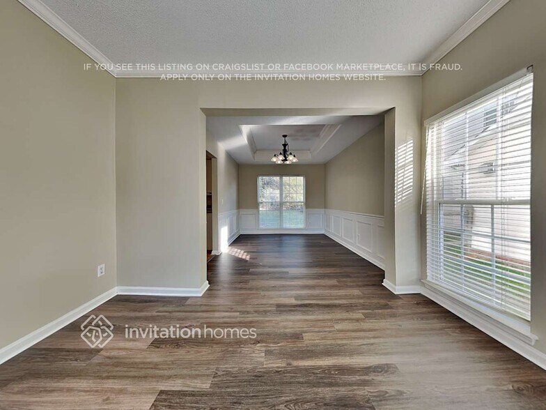 Building Photo - 8932 Coppermine Ln