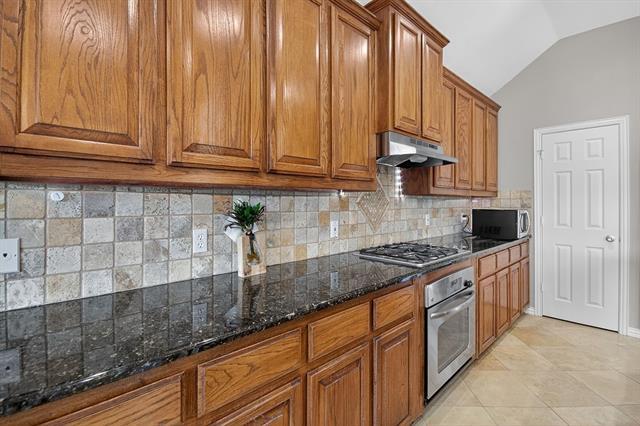 Building Photo - 1604 Wagon Wheel Dr